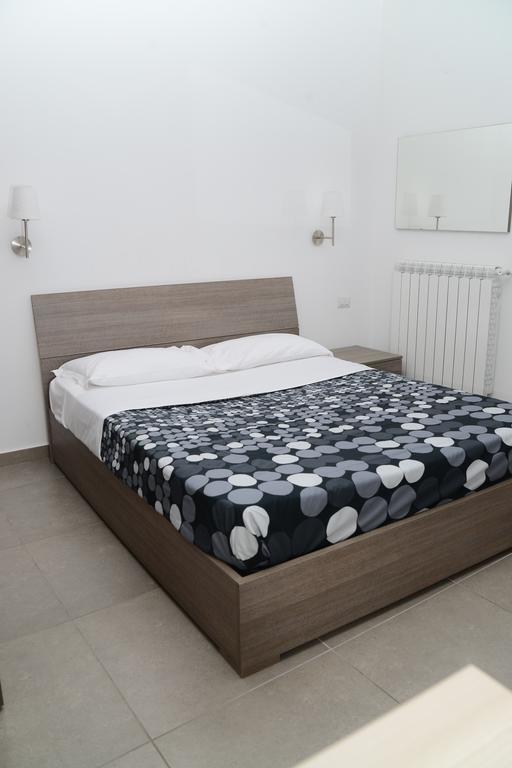 Giardino Eden B&B Наполи Екстериор снимка