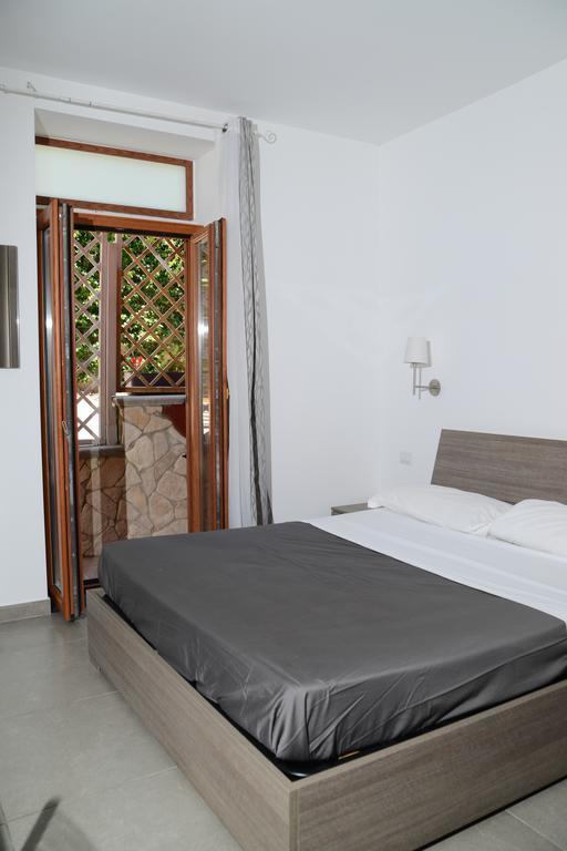 Giardino Eden B&B Наполи Екстериор снимка